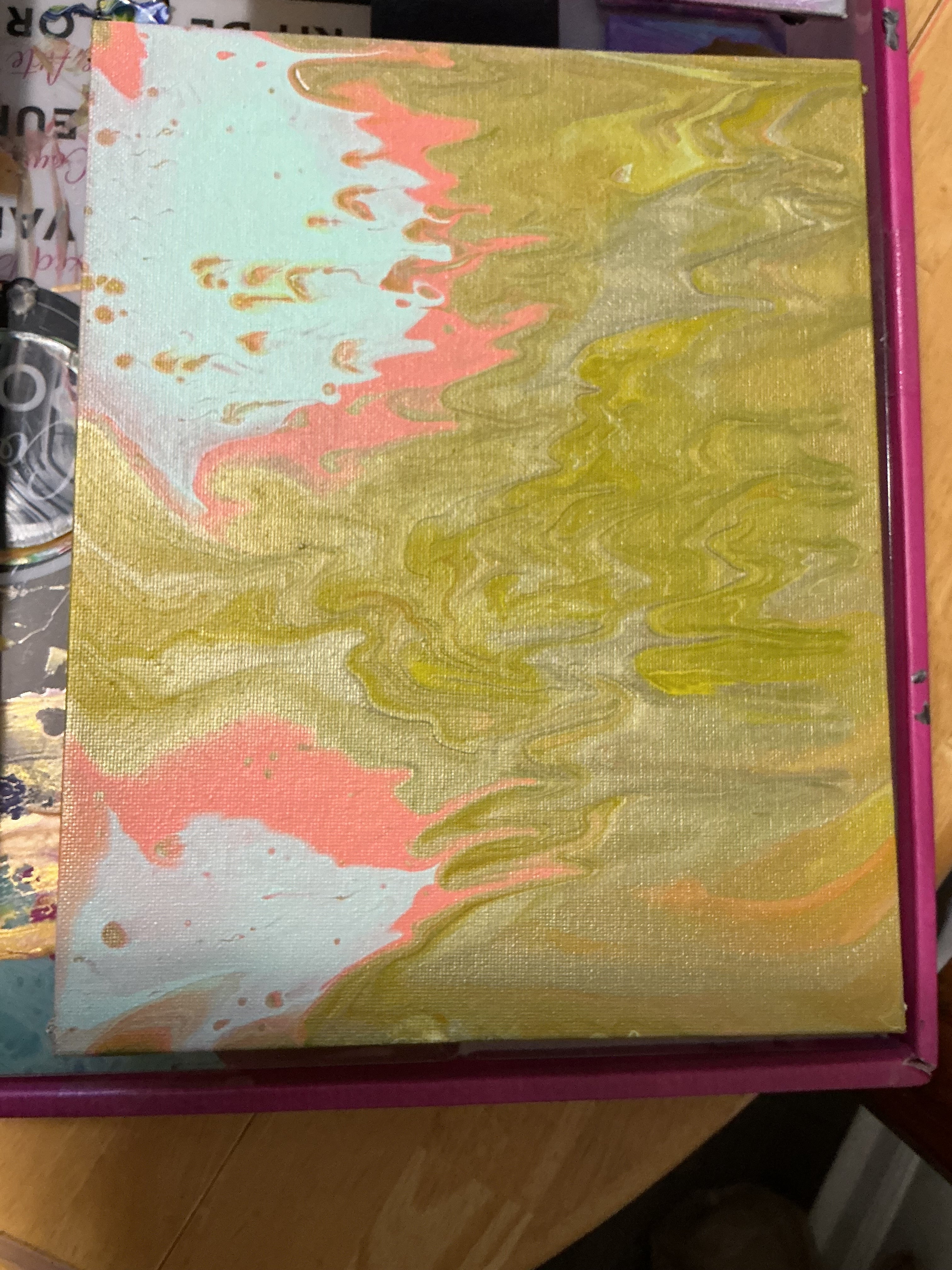 Cute pour/drip painting!🖼️